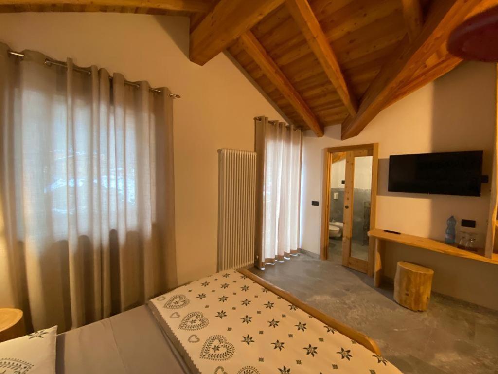 B&B Casa Il Sasso Pinzolo Exteriör bild
